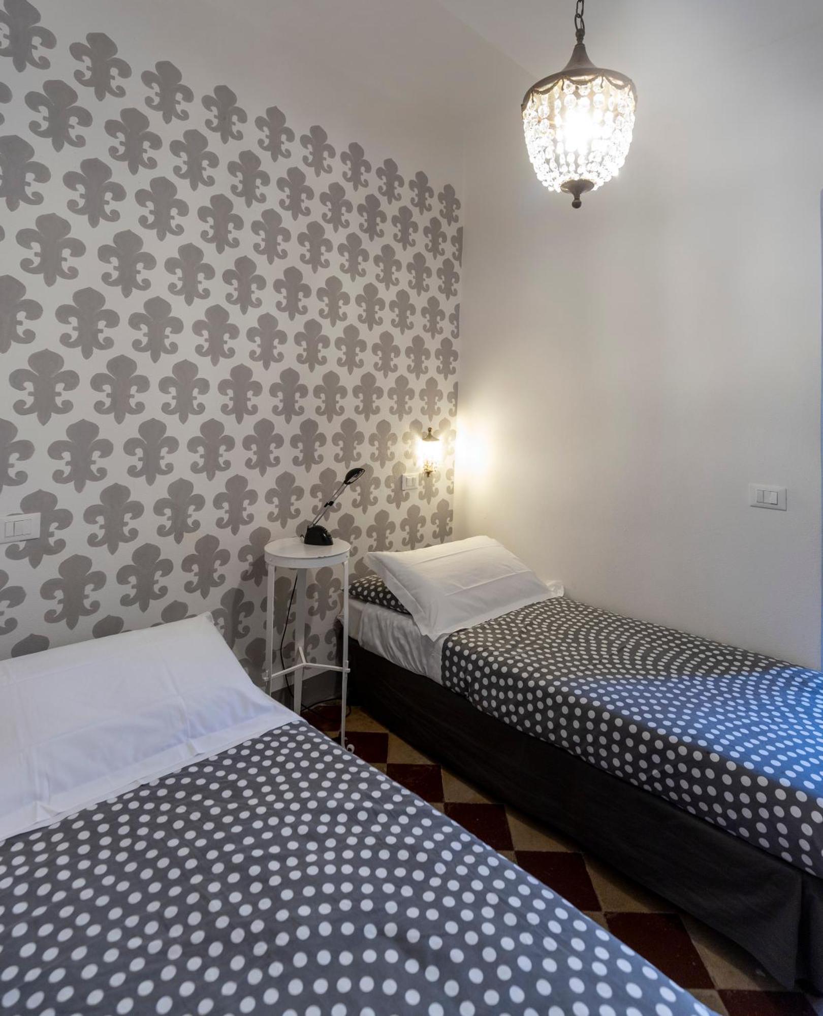 מלון סרזאנה Casa Giangare מראה חיצוני תמונה